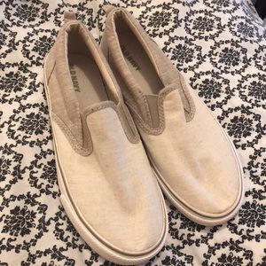 🖤Sneakers slip on boys size 4 cream old navy nwot